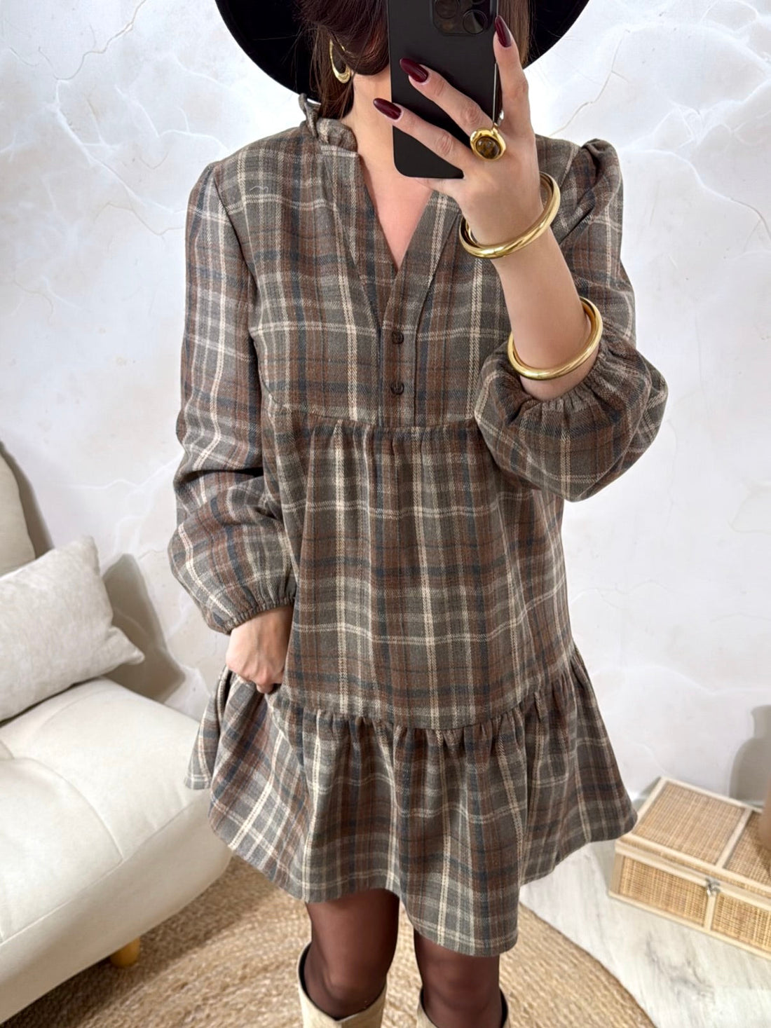 Robe Nougat