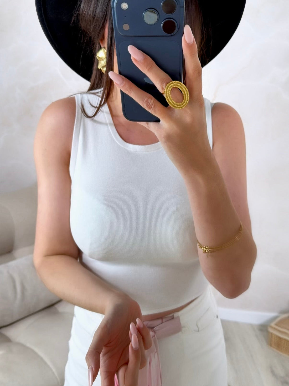 Top Helia