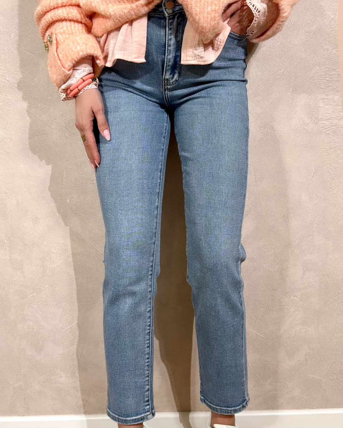 Jean Mom Soline